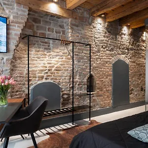 Appartamento Officine Cavour Casa Dei Leoni Centro Storico, Padova